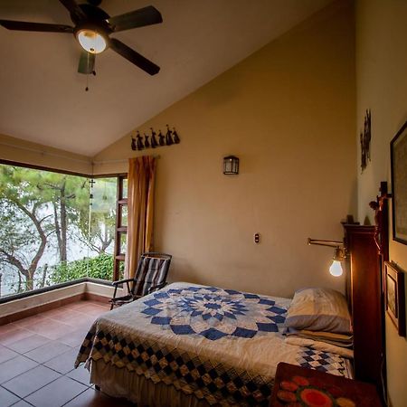 Santa María del Lago Casa de hóspedes San Pedro La Laguna Exterior foto