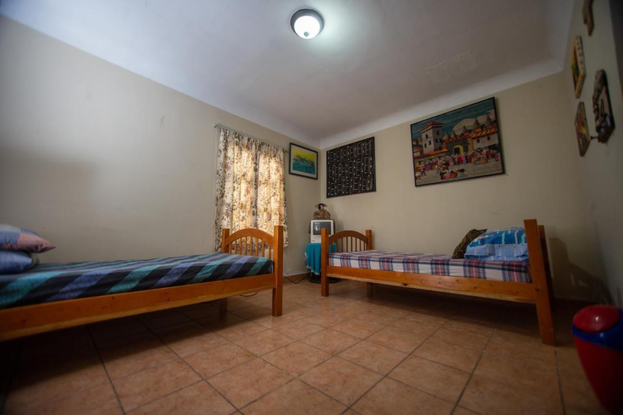 Santa María del Lago Casa de hóspedes San Pedro La Laguna Exterior foto